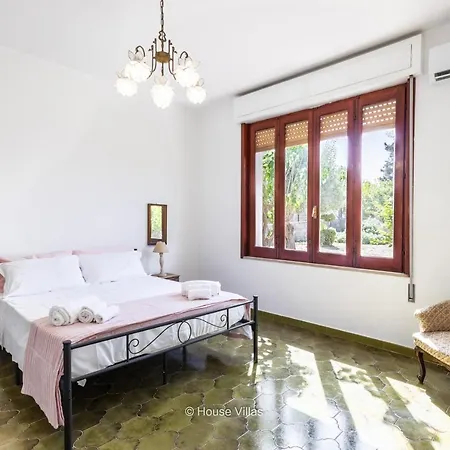 Villa House&villas - La Giara Avola